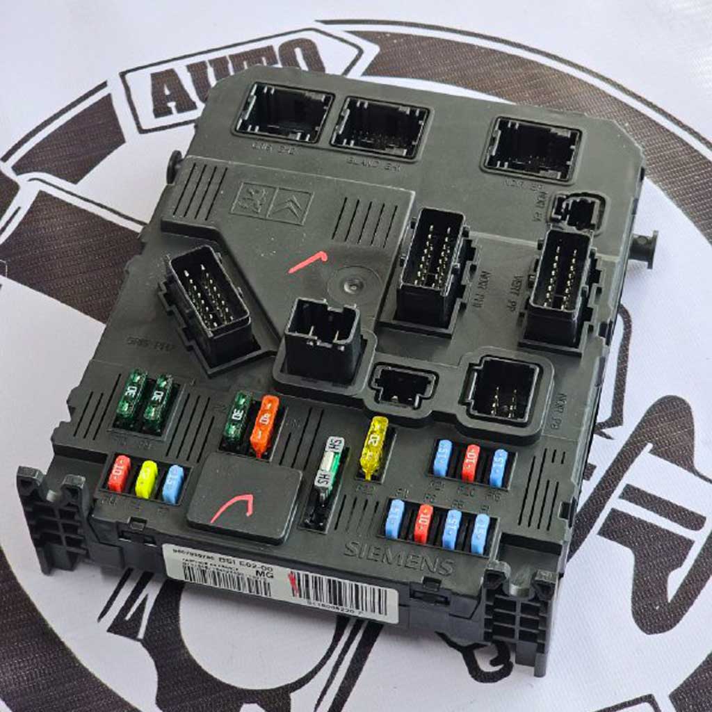 جعبه فیوز BSI داخل کابین 206