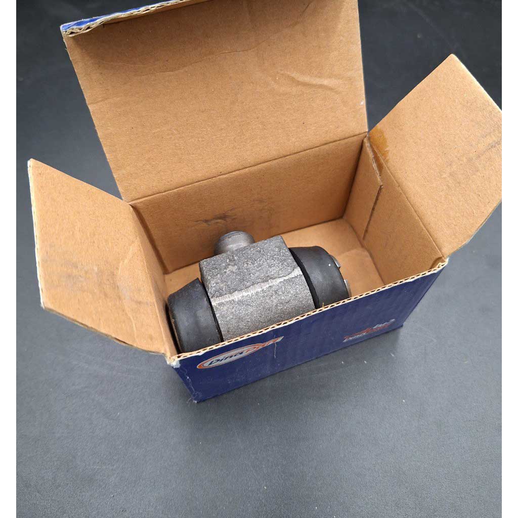 سیلندر چرخ عقب  خودرو پیکان وانت آریسان