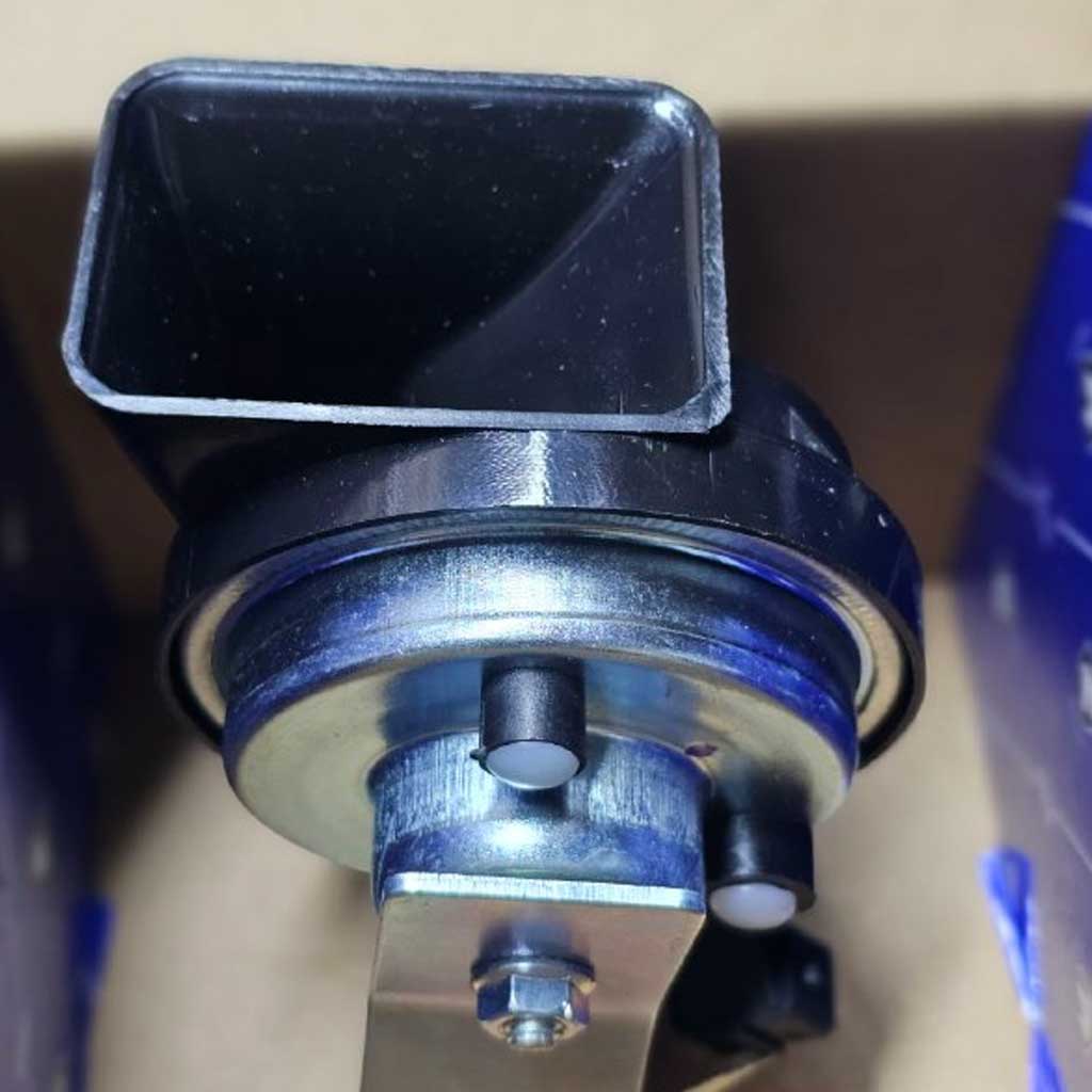 بوق 206  207 و رانا  ایساکو شرکت